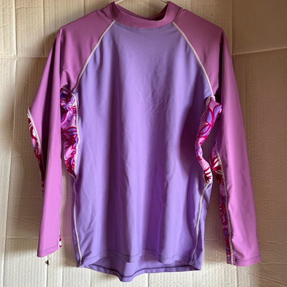 Top - Picture 3 of 8